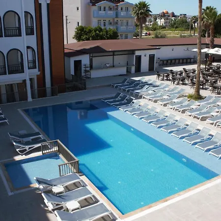 Otel Akalia & 4*